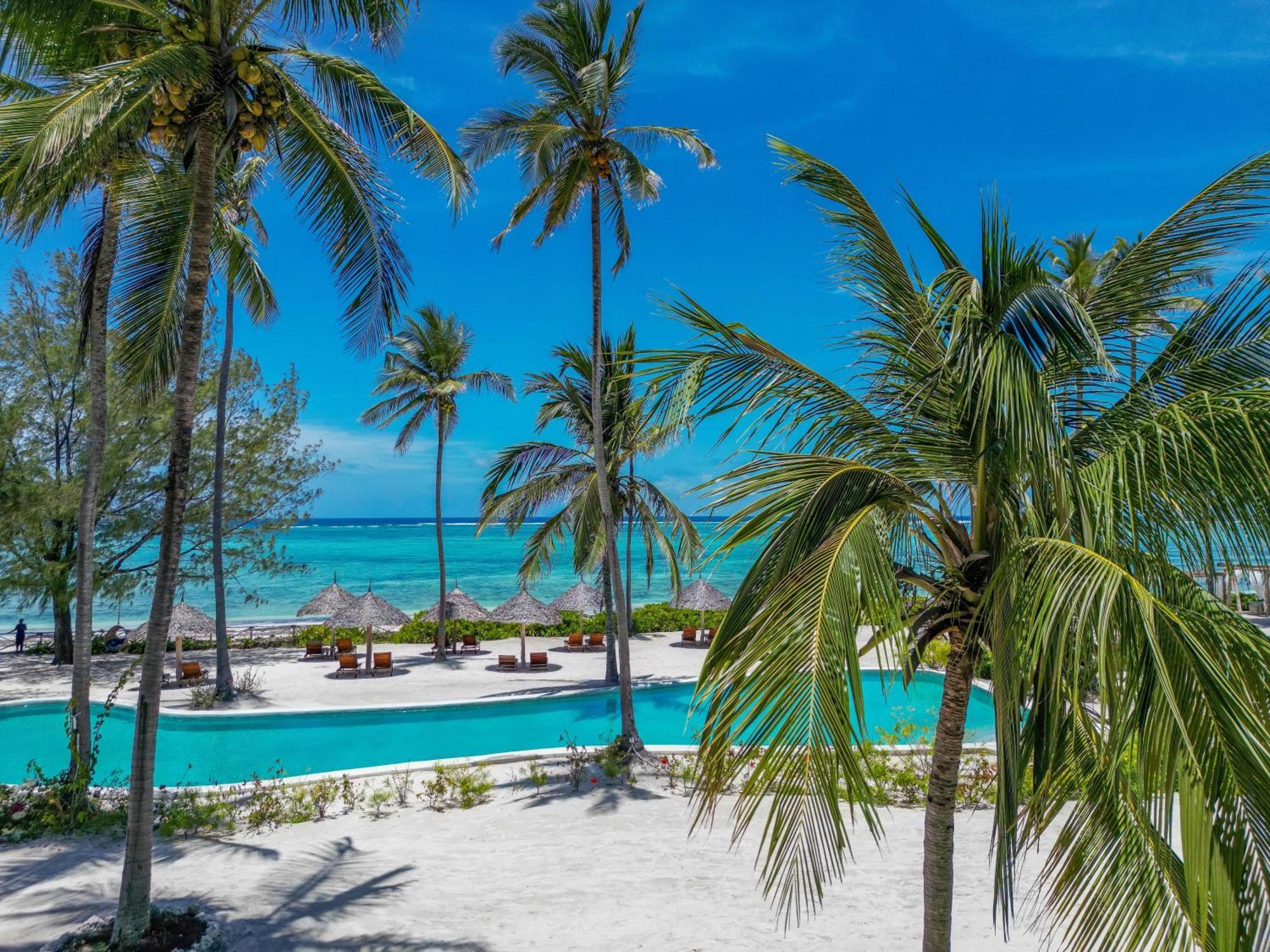 Natural Park Villa Resort Pingwe Exterior foto