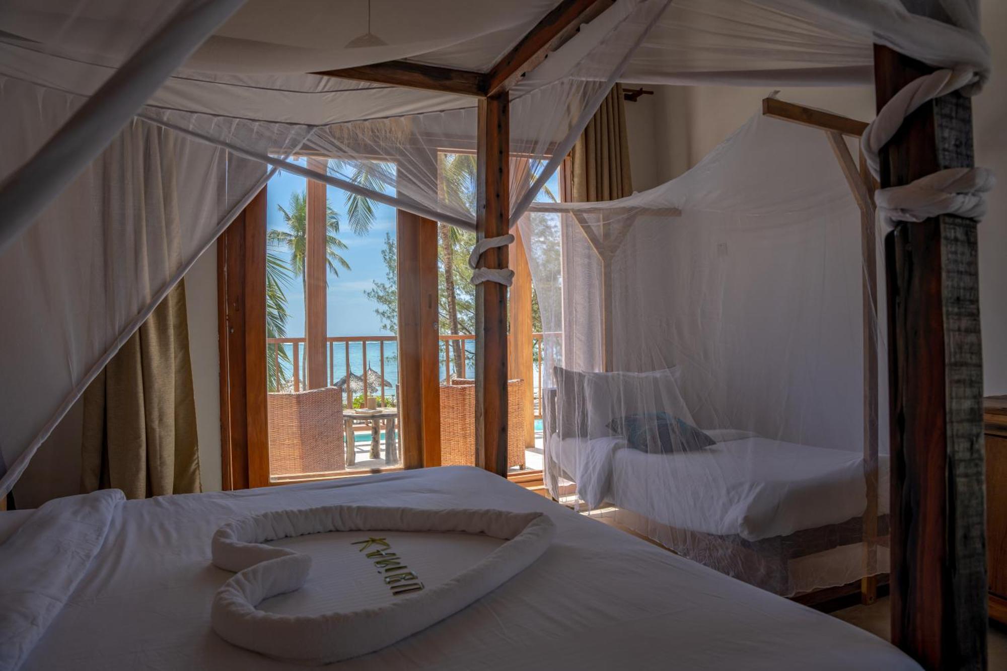 Natural Park Villa Resort Pingwe Exterior foto